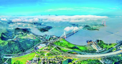 浙江:扬鞭奋蹄新赛道 浙江:扬鞭奋蹄新赛道